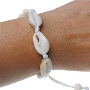 Bransoletka sznurkowa biała z muszelkami / 1szt-10599