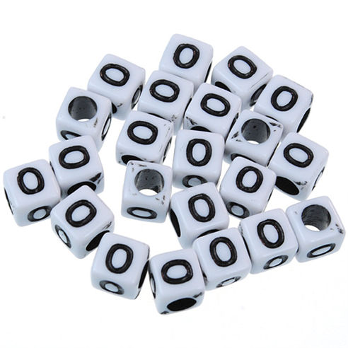 Koraliki litera O modułowe / akrylowe / biały / 6x6mm / 100szt-10165