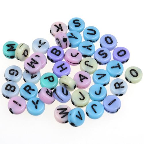 MIX koraliki literki / akrylowe / 6.5x3mm / 10,4g / 100szt-12647