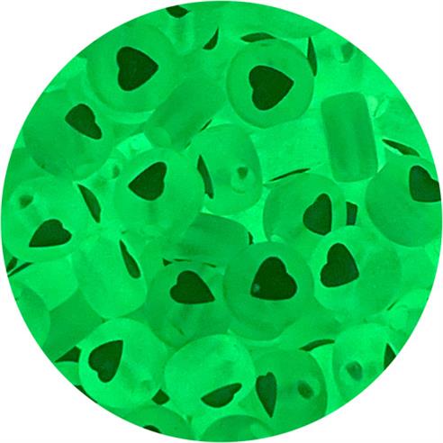 Koraliki okrągłe z sercem świecące w ciemności / akrylowe / 7x4mm / 50szt-13105