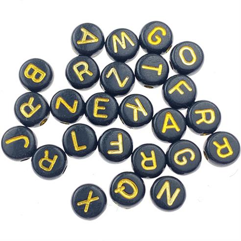 MIX koraliki okrągłe literki złoty napis / akrylowe / czarne / 7mm / 12.6g / 100szt-12648