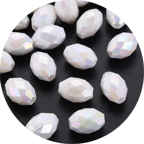 Koraliki owalne fasetowane opalizujące akrylowe białe 12x8mm 20szt-13493
